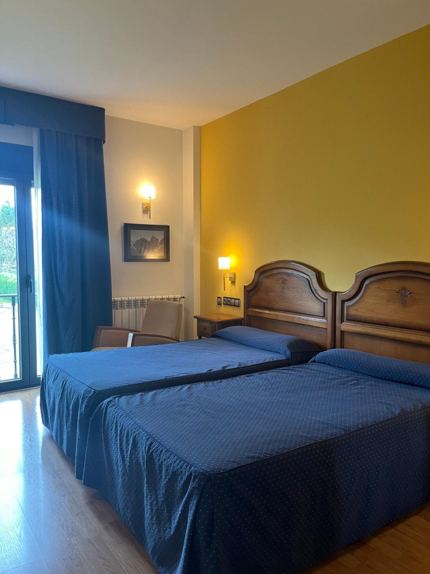 Hotel Cristina Noreña Dış mekan fotoğraf